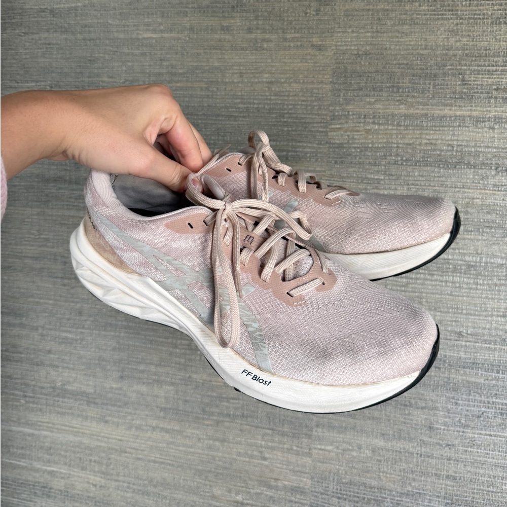 Asics Running Sneakers Women’s 11